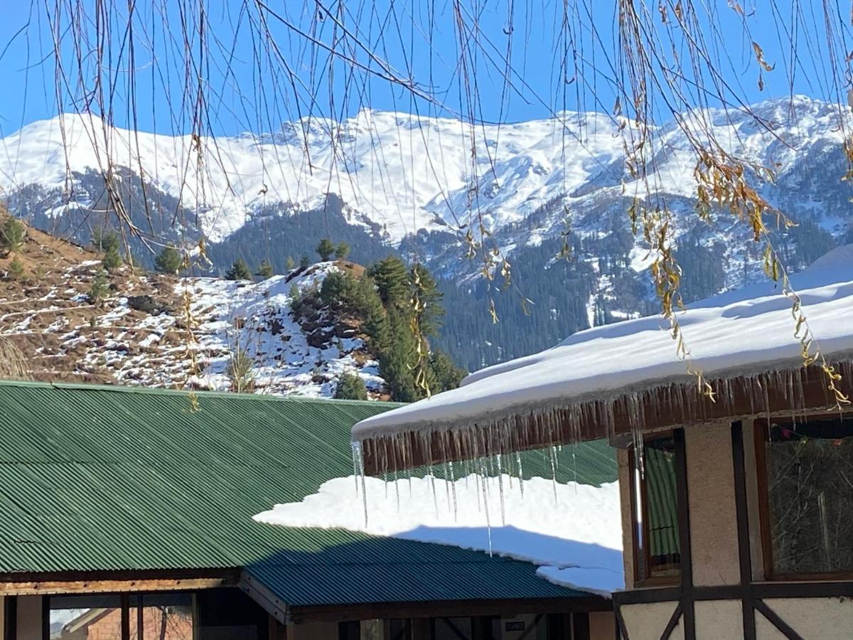 Solang Valley Resort Manāli Eksteriør bilde