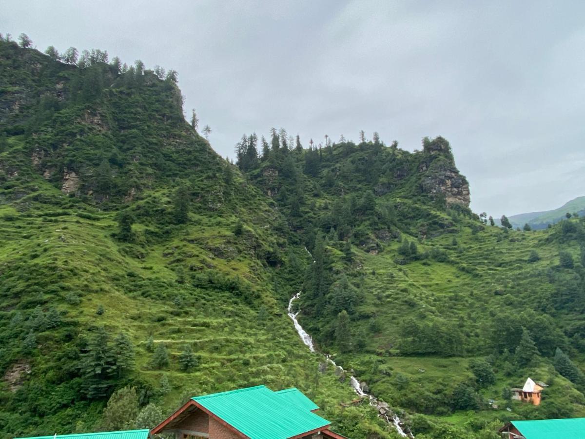 Solang Valley Resort Manāli Eksteriør bilde