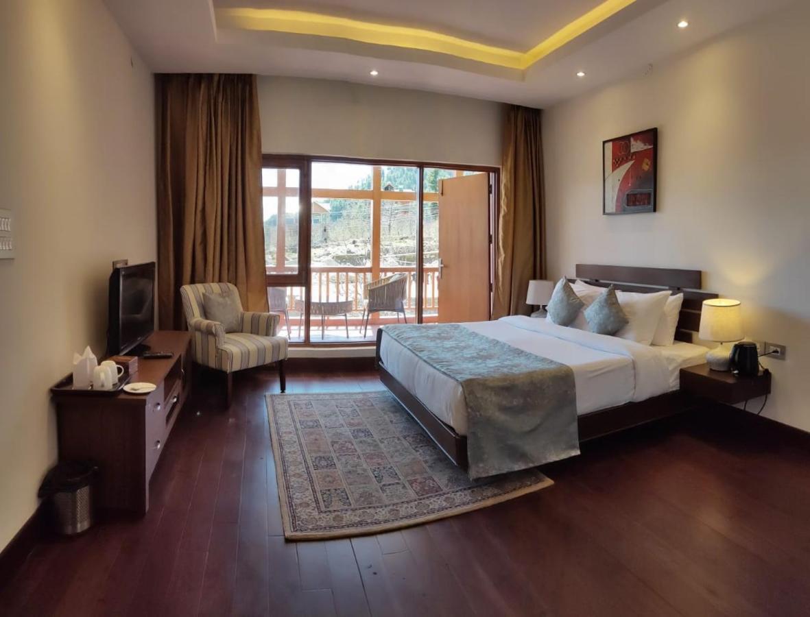 Solang Valley Resort Manāli Eksteriør bilde
