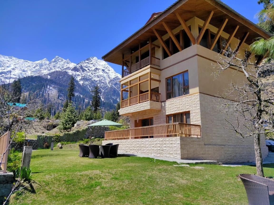 Solang Valley Resort Manāli Eksteriør bilde