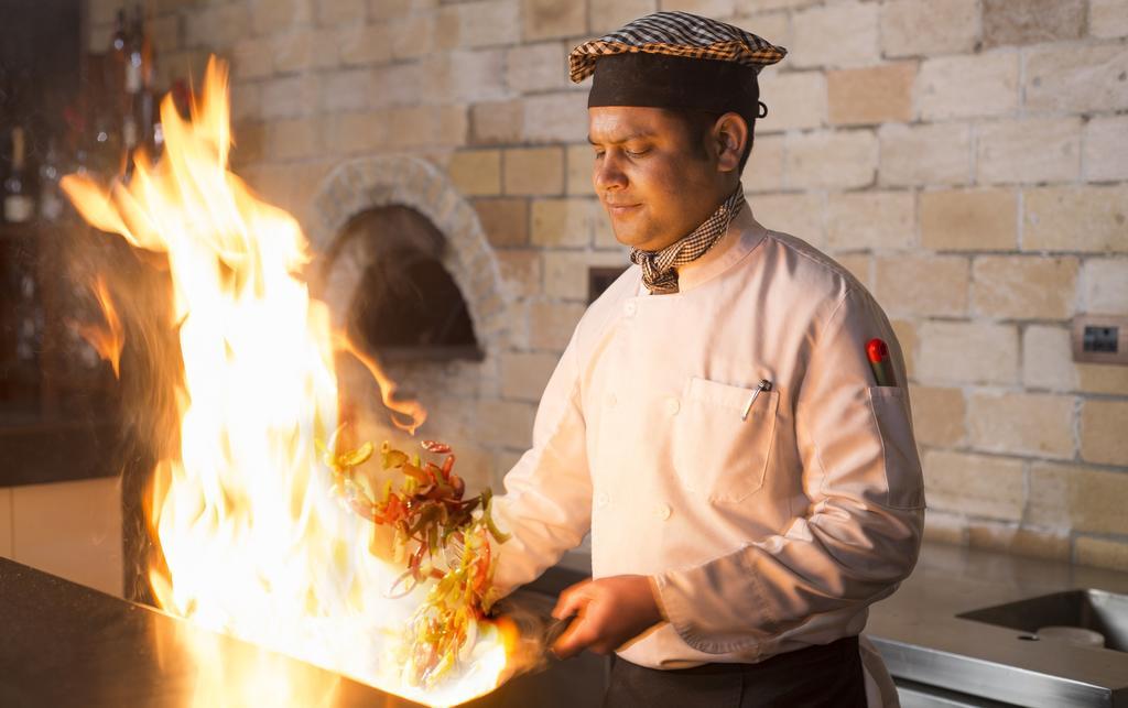 Solang Valley Resort Manāli Eksteriør bilde