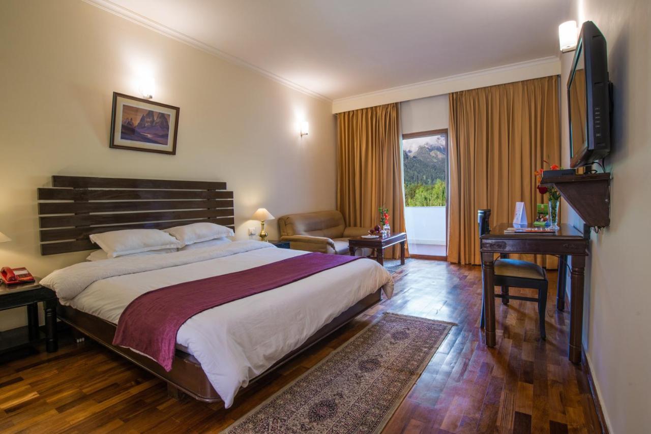 Solang Valley Resort Manāli Eksteriør bilde